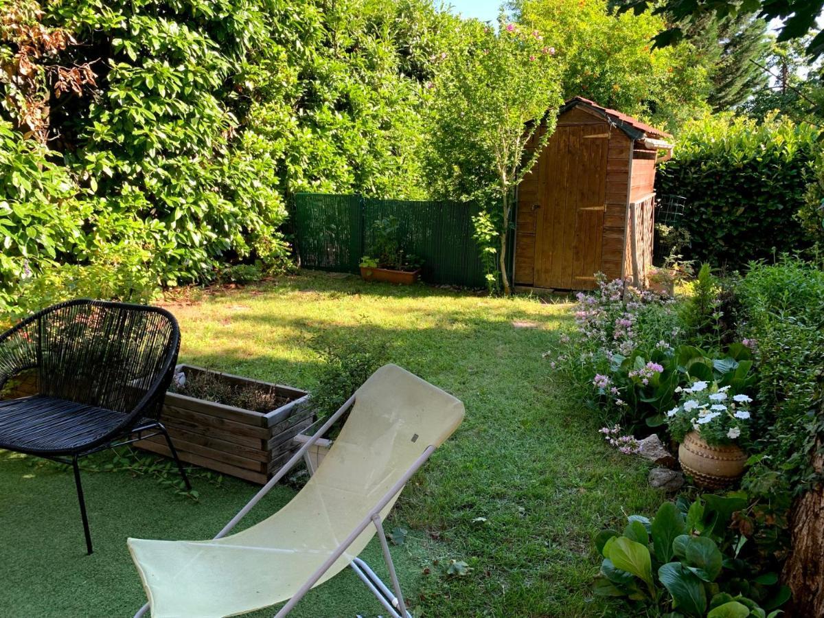 "La Petite Maison" Sainte-Foy-lès-Lyon Exterior foto